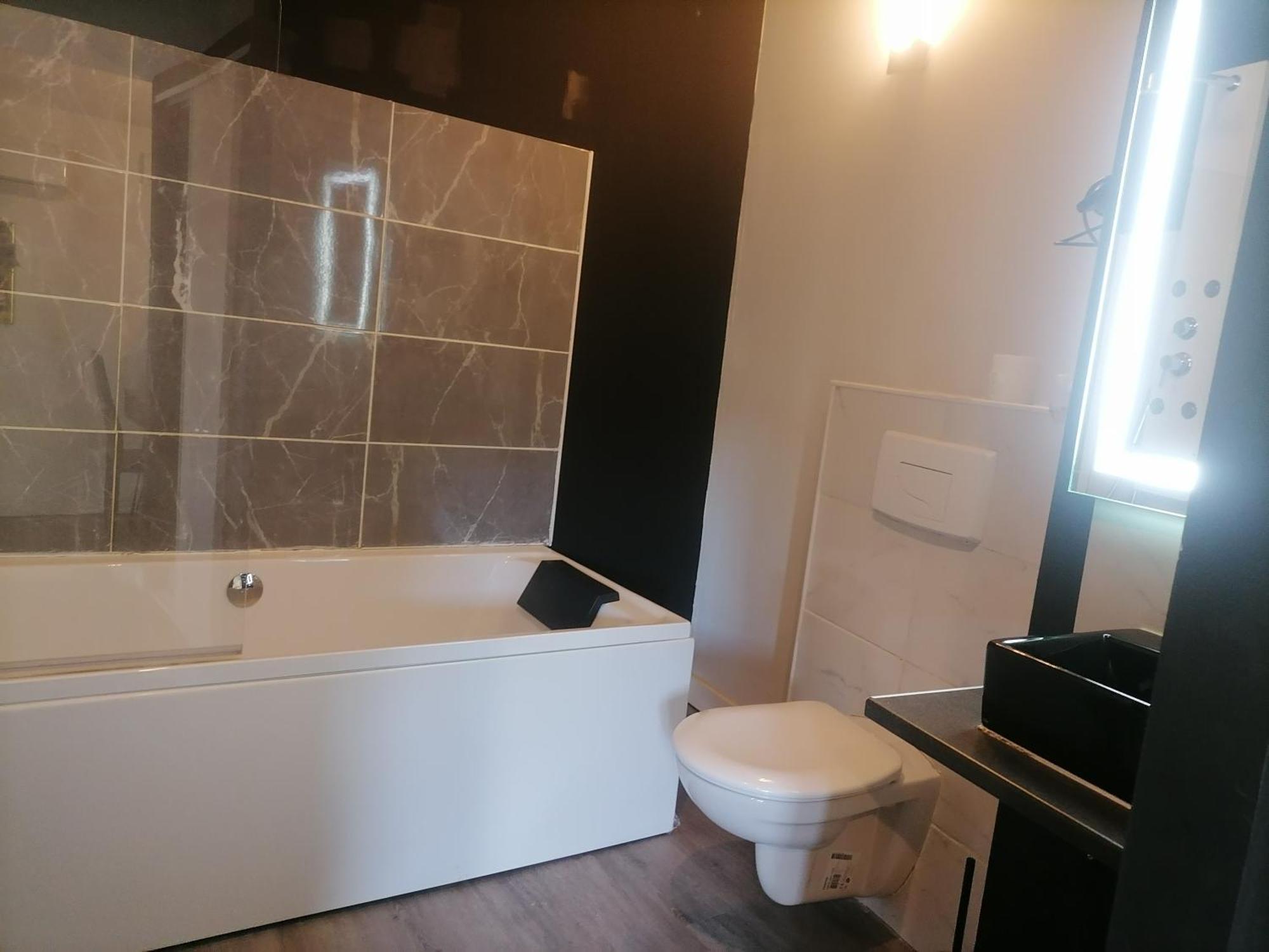 Studio Baignoire Centre Ville Narbonne Eksteriør billede